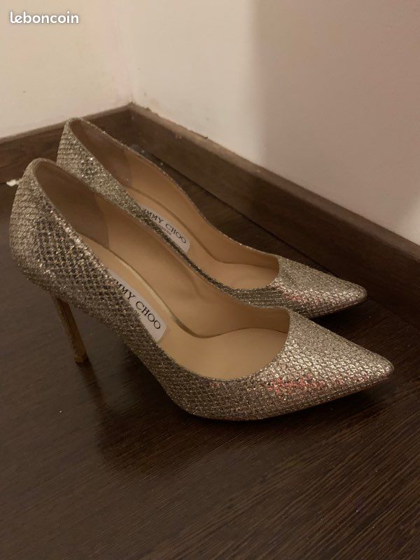 Escarpin jimmy cho paillette gris (image 2)