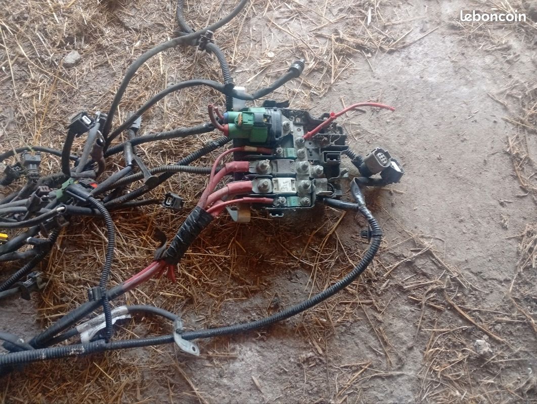 Faisceaux électrique avec calculateur moteur mercedes c320 w204 (image 2)