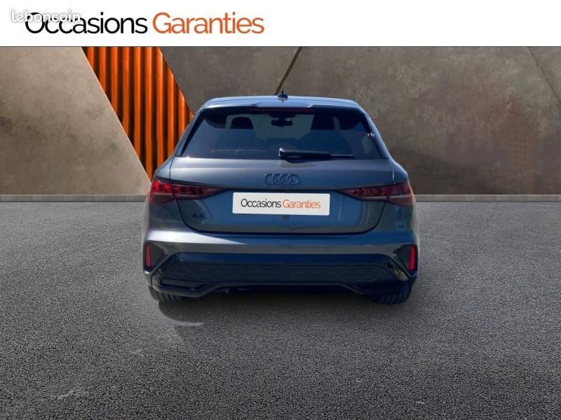 Audi A3 Sportback 1.5 TFSI 150ch Hybride S line S tronic 7 (image 15)