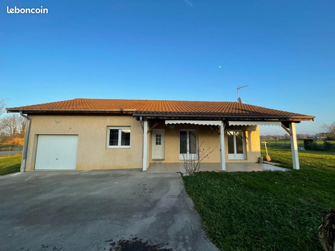 Maison 5 pièces 108 m² · à Saint-Étienne-du-Bois · 108 m² · 250 000 €