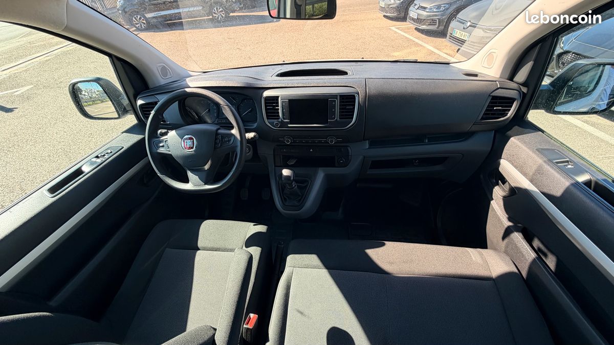 FIAT Scudo 6PLACES Fg M 2.0 BlueHDi 145ch Pro Lounge Connect (image 6)