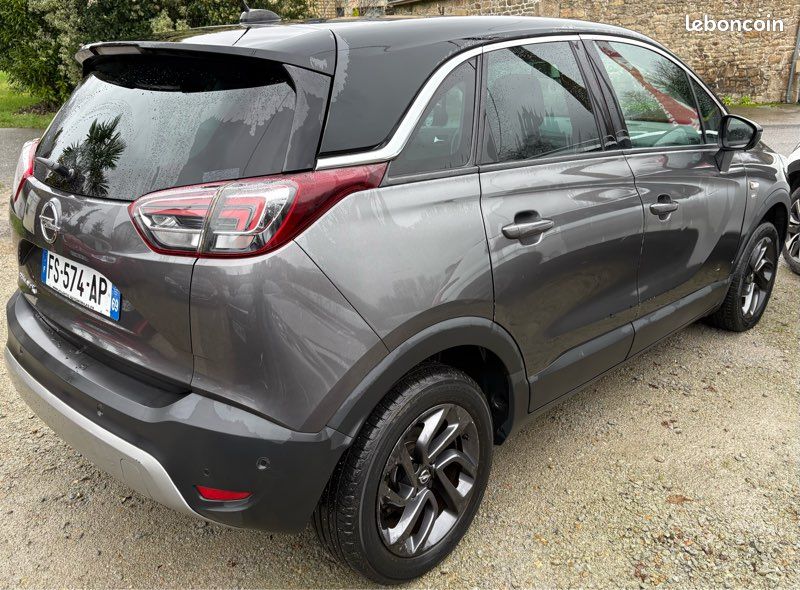 OPEL CROSSLAND X 1.2 i Turbo 110cv « Première Main » Distribution/Pneus et Révision Neuve « GARANTIE + 12 MOIS » (image 2)