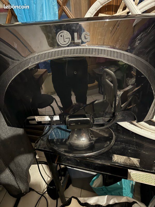 Écran ordinateur gaming (image 2)