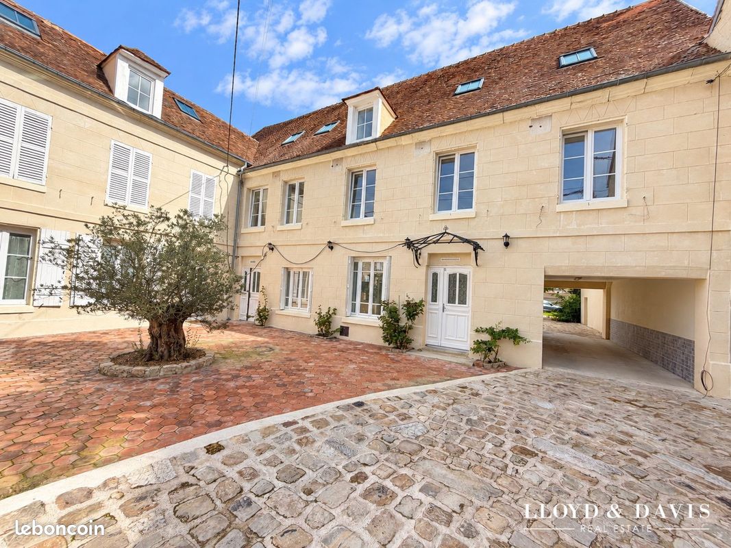 Appartement 4 pièces 80 m² · à Mouy · 80 m² · 180 000 €