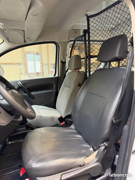 Renault KANGOO II EXPRESS MAXI 1.5 BLUE DCI 95CH GRAND VOLUME CONFORT (image 8)