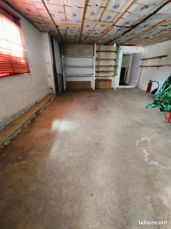 Espace de stockage / Garde meuble (image 1)