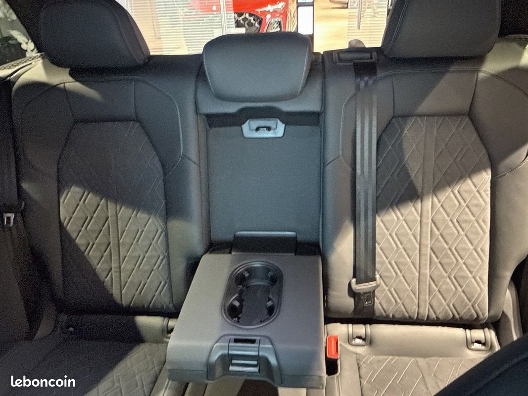 AUDI Q5 TFSI 204 ch Hybride S tronic 7 Quattro S line (image 23)