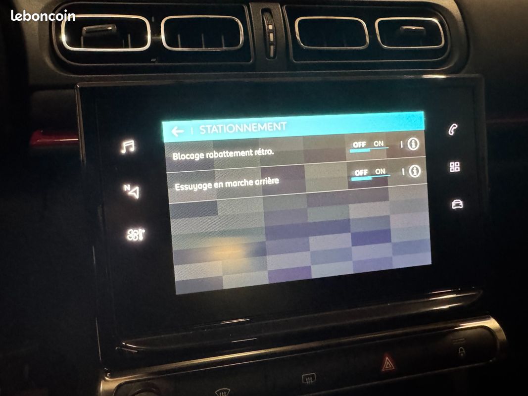 CITROEN C3 Graphic 1.2 PureTech 82 ch - courroie OK entretien en concession (image 35)
