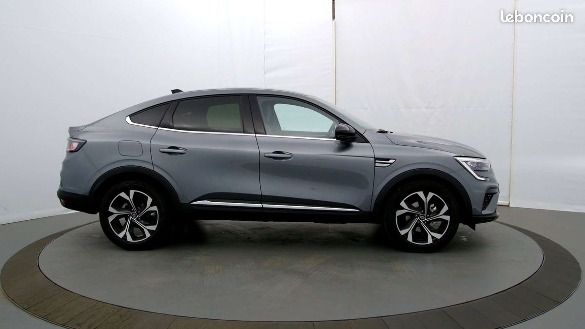 Renault arkana e tech full hybrid 145 gsr2 techno (image 11)