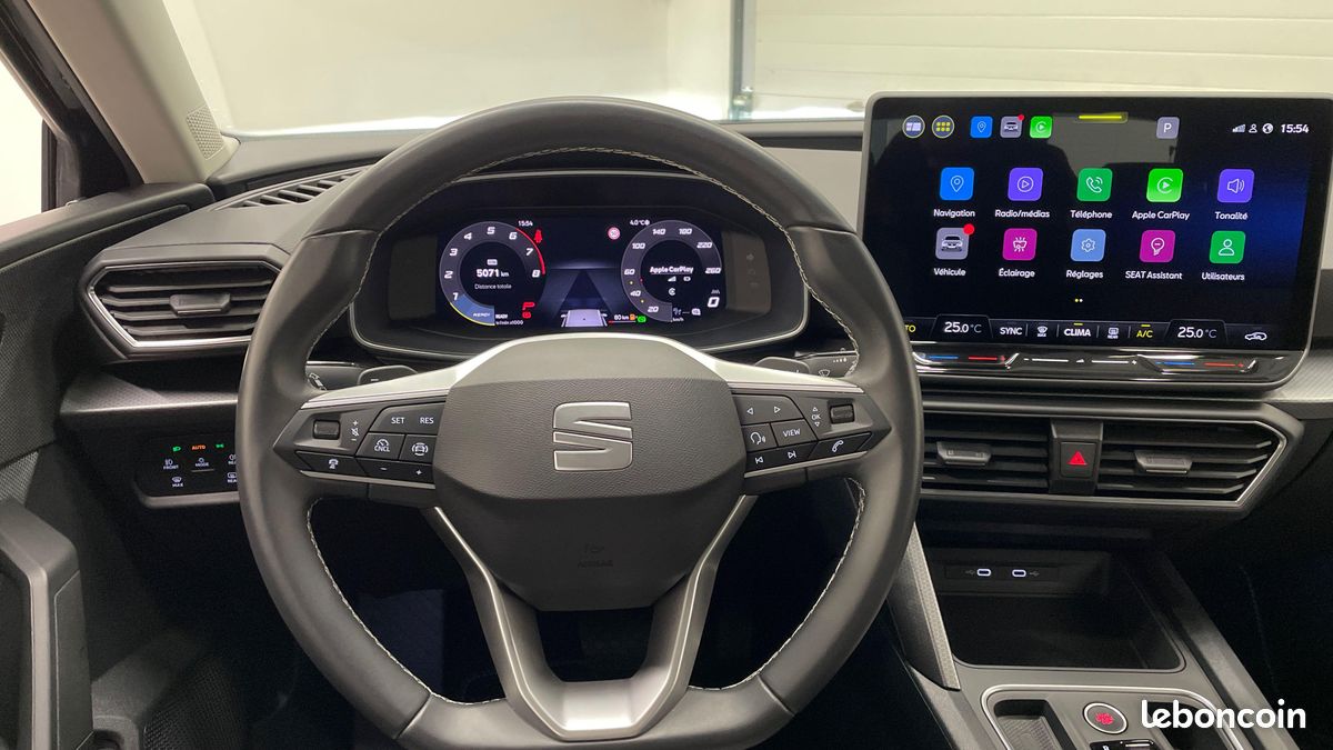 SEAT Leon 1.5 eTSI Hybrid 115 DSG7 Copa (image 11)