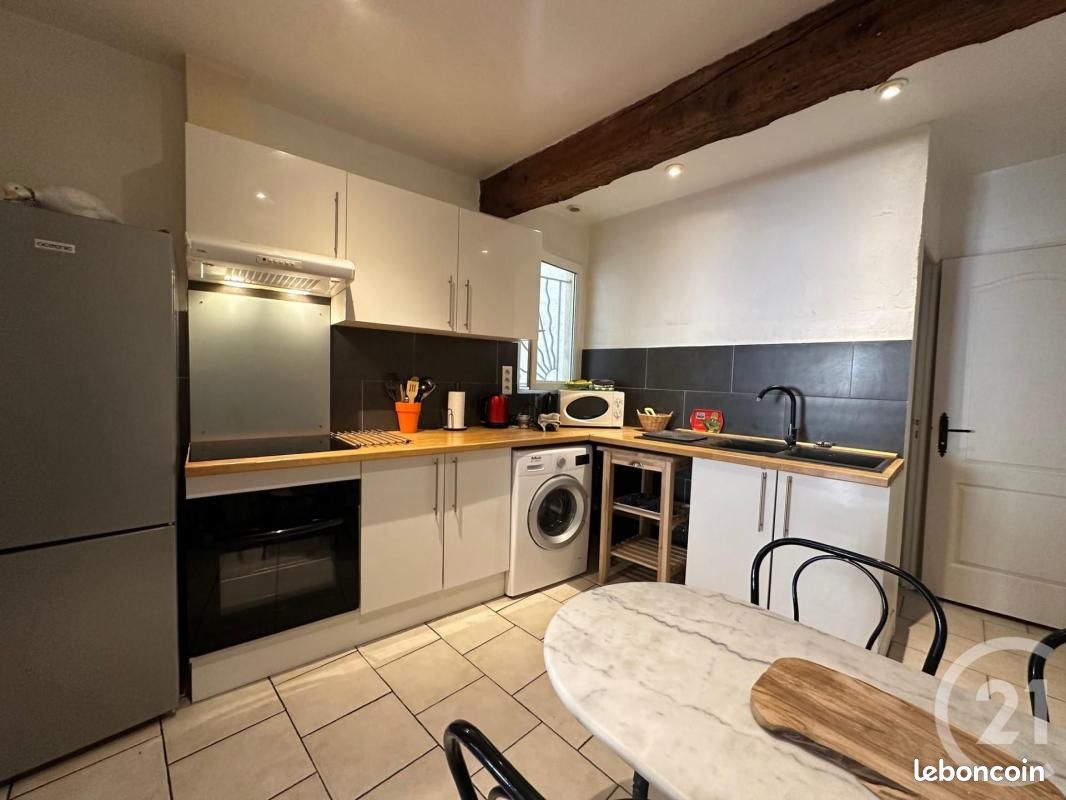 Immeuble 173 m² Arles (image 16)