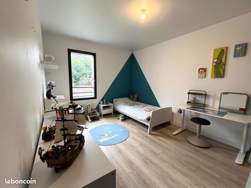 Maison a louer coueron - 6 pièce(s) - 141 m2 - Surfyn