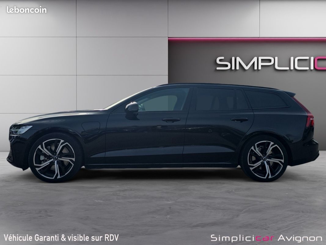VOLVO V60 253 ch + 145 ch Geartronic / 8 Plus T6 AWD Recharge (image 4)