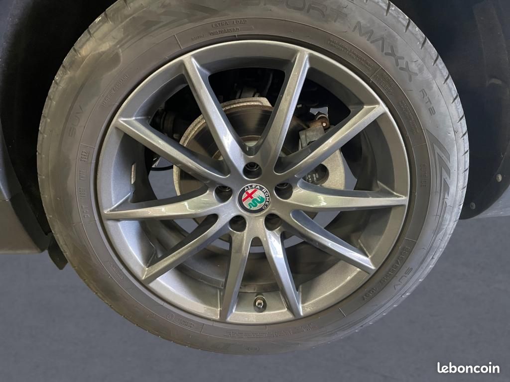 ALFA ROMEO STELVIO 2.2 D - 210 - BVA Lusso Q4 (image 9)