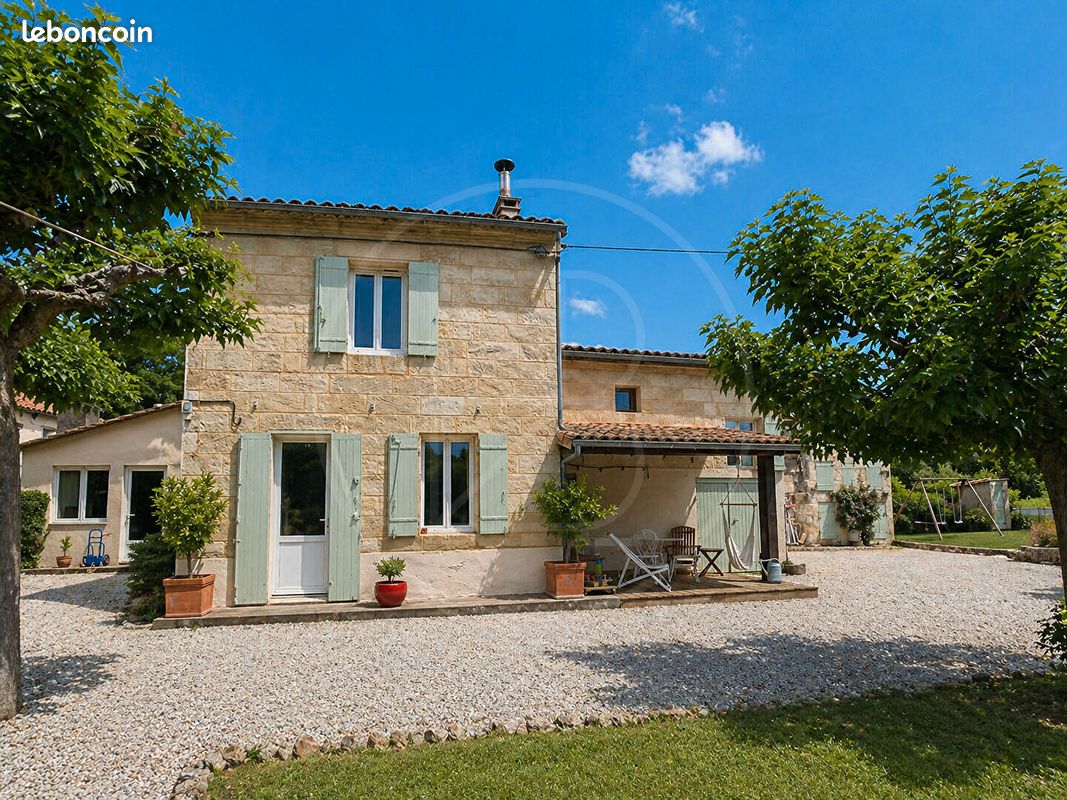 Maison 8 pièces 145 m² · à Saint-Émilion · 145 m² · 355 000 €