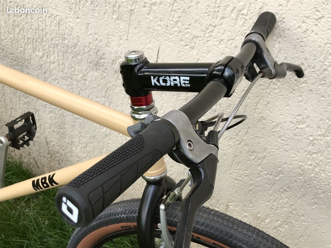 ⚠️ VENDU ⚠️ VTT - VTC MBK Rock Fighter - taille S (image 4)