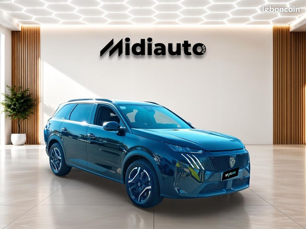 Peugeot 5008 Electrique 210ch Batterie 73 kWh Allure / Pompe à chaleur + Pack Vision 360 & Drives as (image 9)