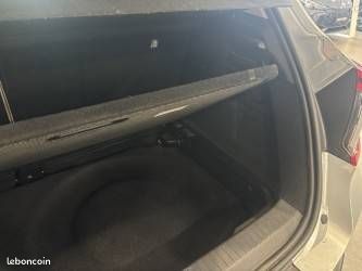 RENAULT Captur E-Tech hybride 145 Equilibre (image 19)