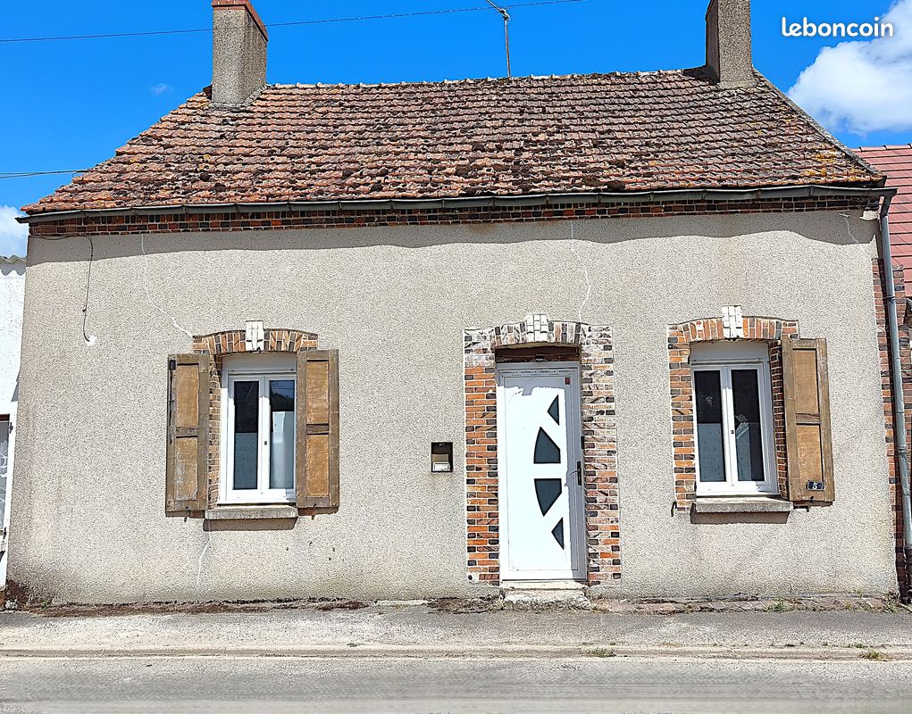 Maison 5 pièces 115 m² · à Neuvy-en-Dunois · 115 m² · 79 000 €