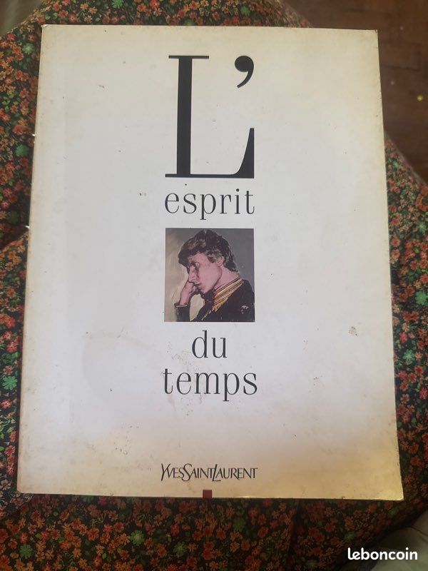 L'esprit du temps Yves saint Laurent (image 1)