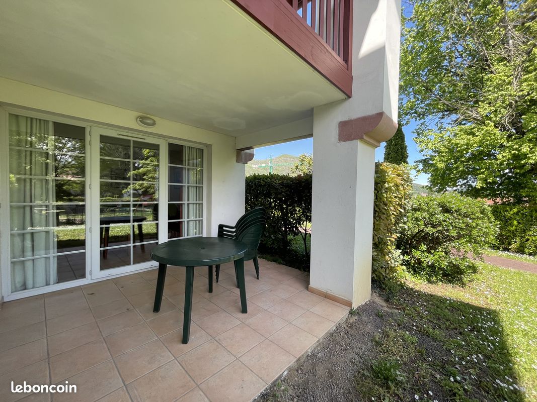 Appartement 2 pièces 31 m² - Uhart-Cize 64220 (image principale 0)