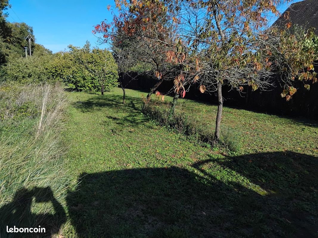 Terrains a construire · à Chargé · 35 000 €