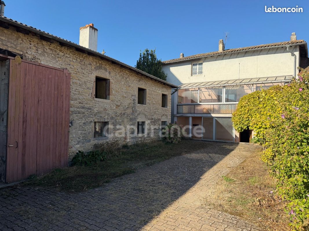 Maison 6 pièces 117 m² · à Sancé · 117 m² · 199 000 €