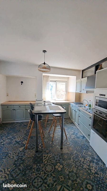 Maison 3 pièces 60 m² · à Locminé · 60 m² · 780 €