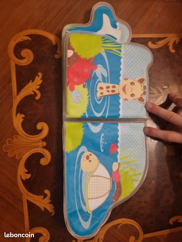 Livre de bain Sophie la girafe (image 4)
