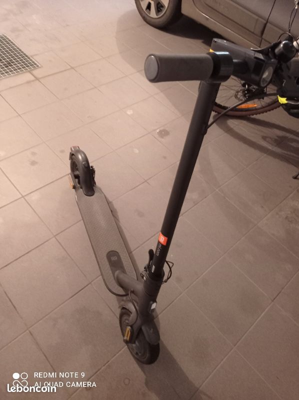 Trottinette électrique xiami essential (image 2)