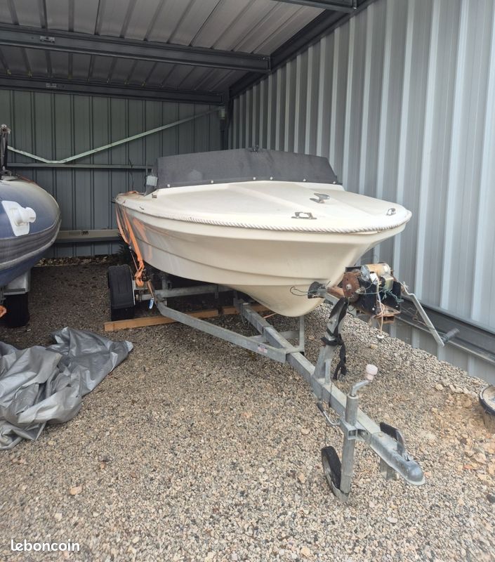 🚤 Bateau Tropic 3,9 m + Evinrude 35 cv + remorque — Tout compris (image 2)