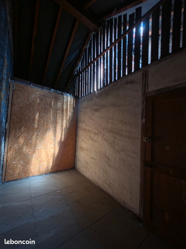 Local commercial 1 pièce 8 m² · à Grenoble · 8,3 m² · 18 700 €