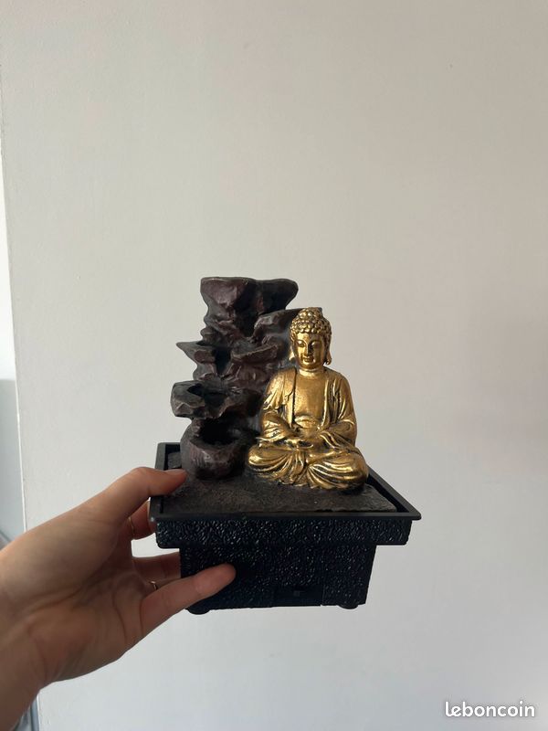 Petite fontaine bouddha (image 1)