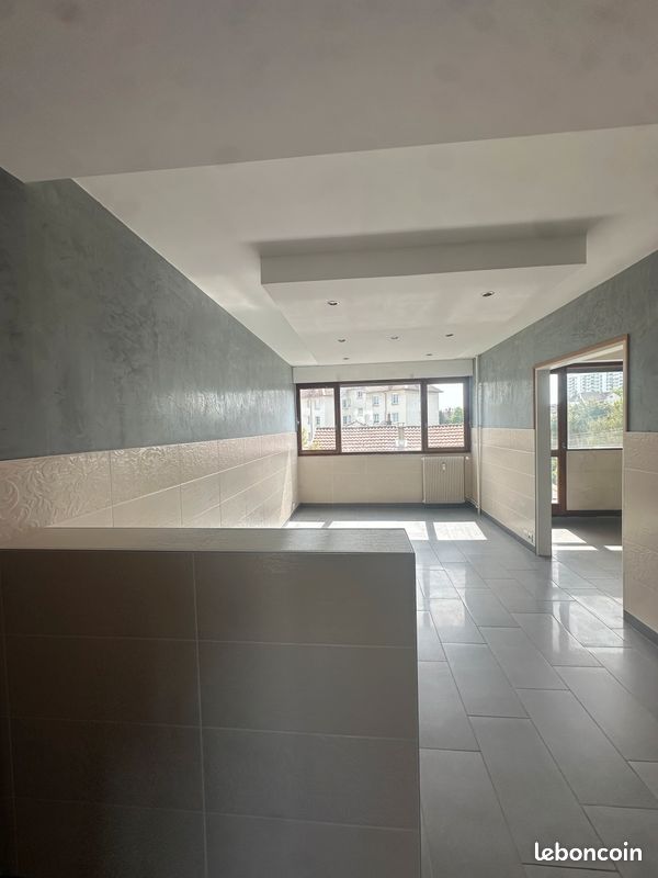 Appartement 4 pièces 75 m² · à Besançon · 75 m² · 910 €/mois