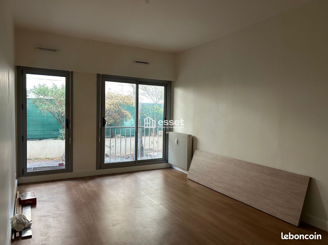 Appartement 2 pièces 43 m² · à Paris · 43 m² · 1 300 €/mois