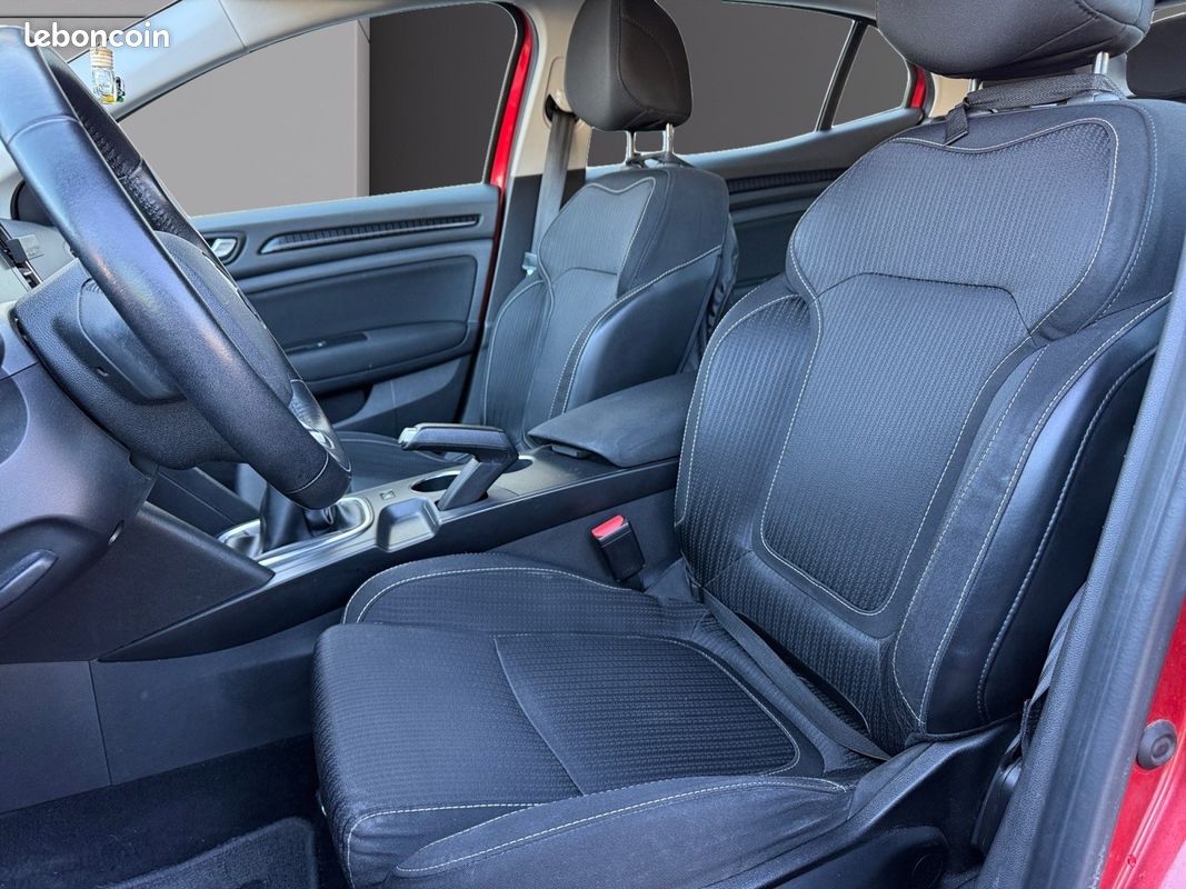 RENAULT MEGANE IV BERLINE TCe 100 Energy Zen GARANTIE 12 MOIS MINIMUM (image 12)