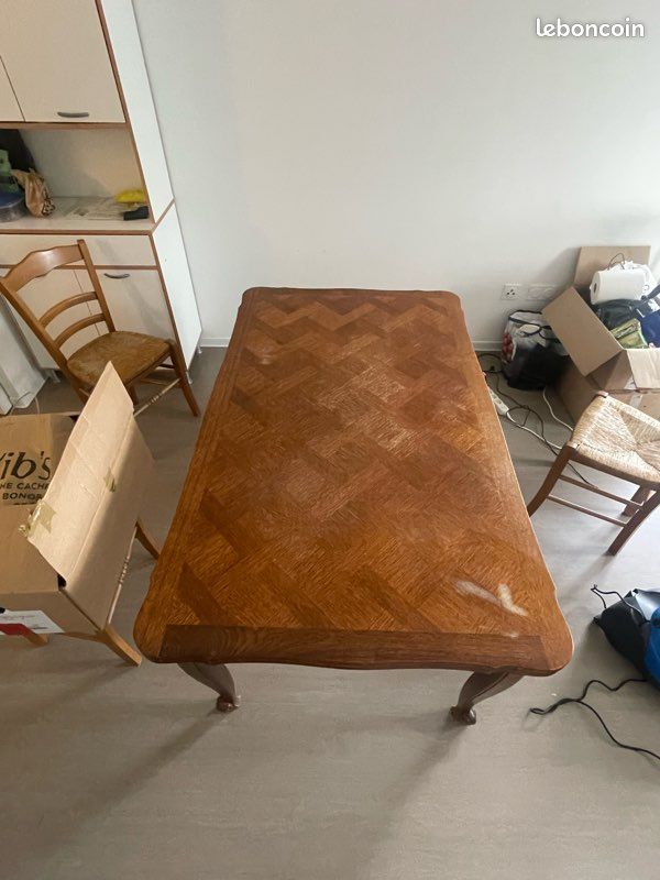 Table de salon (image 1)
