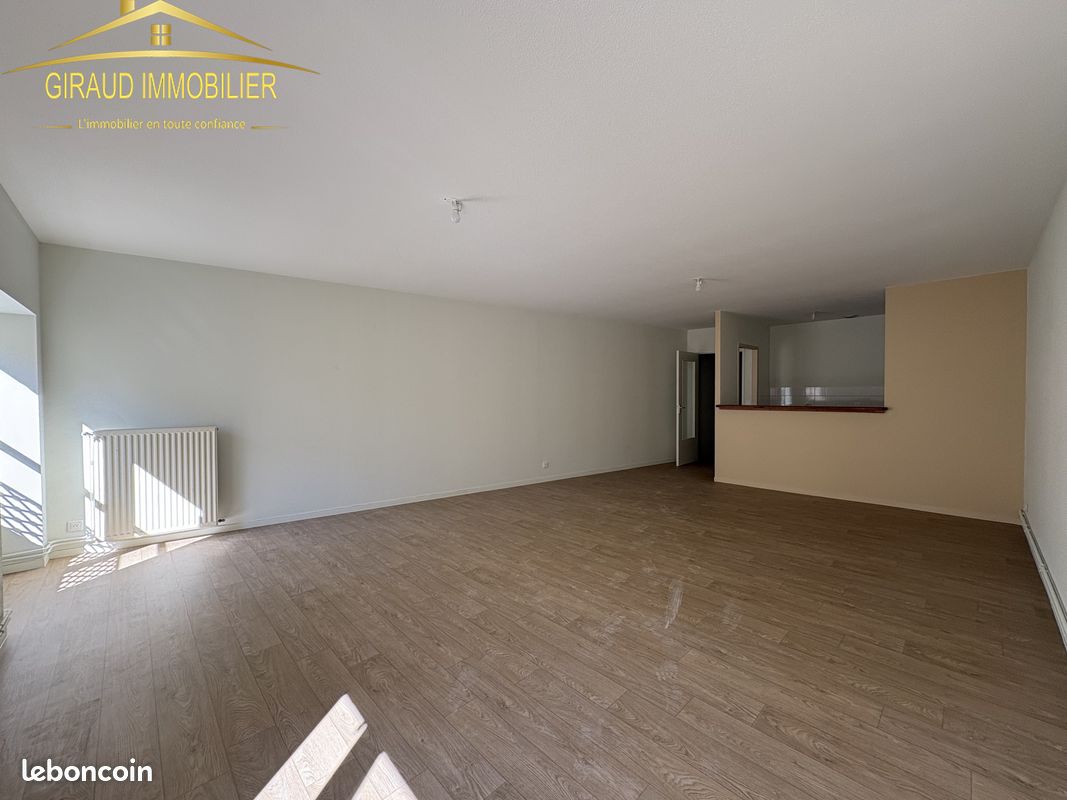 Appartement 2 pièces 66 m² · à Charlieu · 66 m² · 480 €/mois