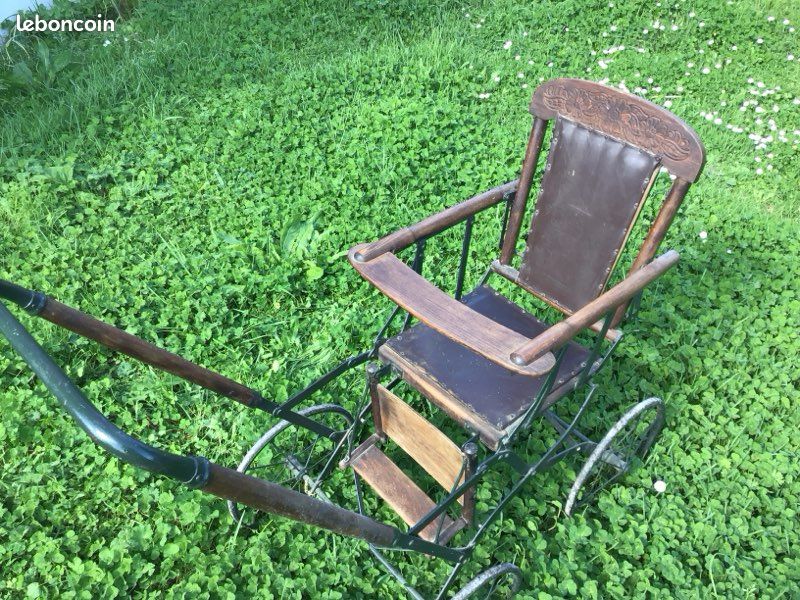 Poussette ancienne en bois - Collection