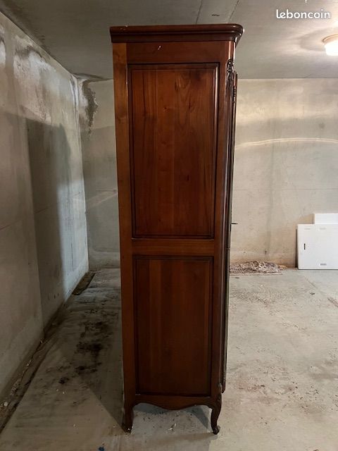 Armoire noyer massif (image 2)