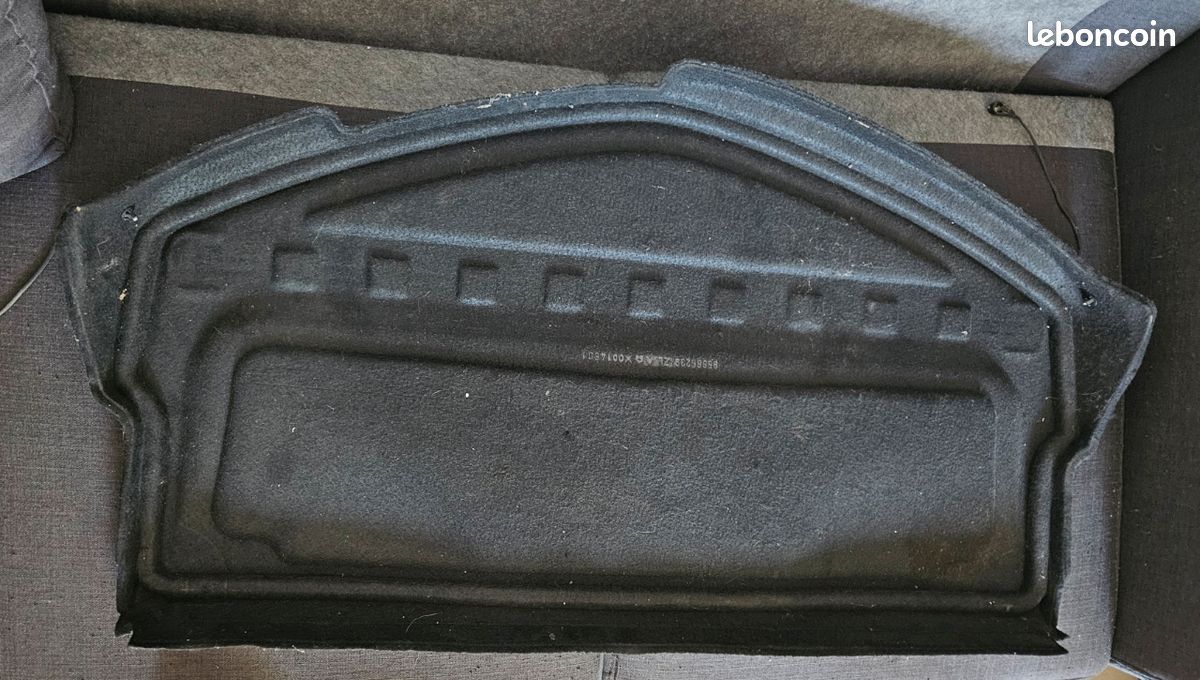 Plage arrière.
Citroën Xantia 2L 90ch (image 2)