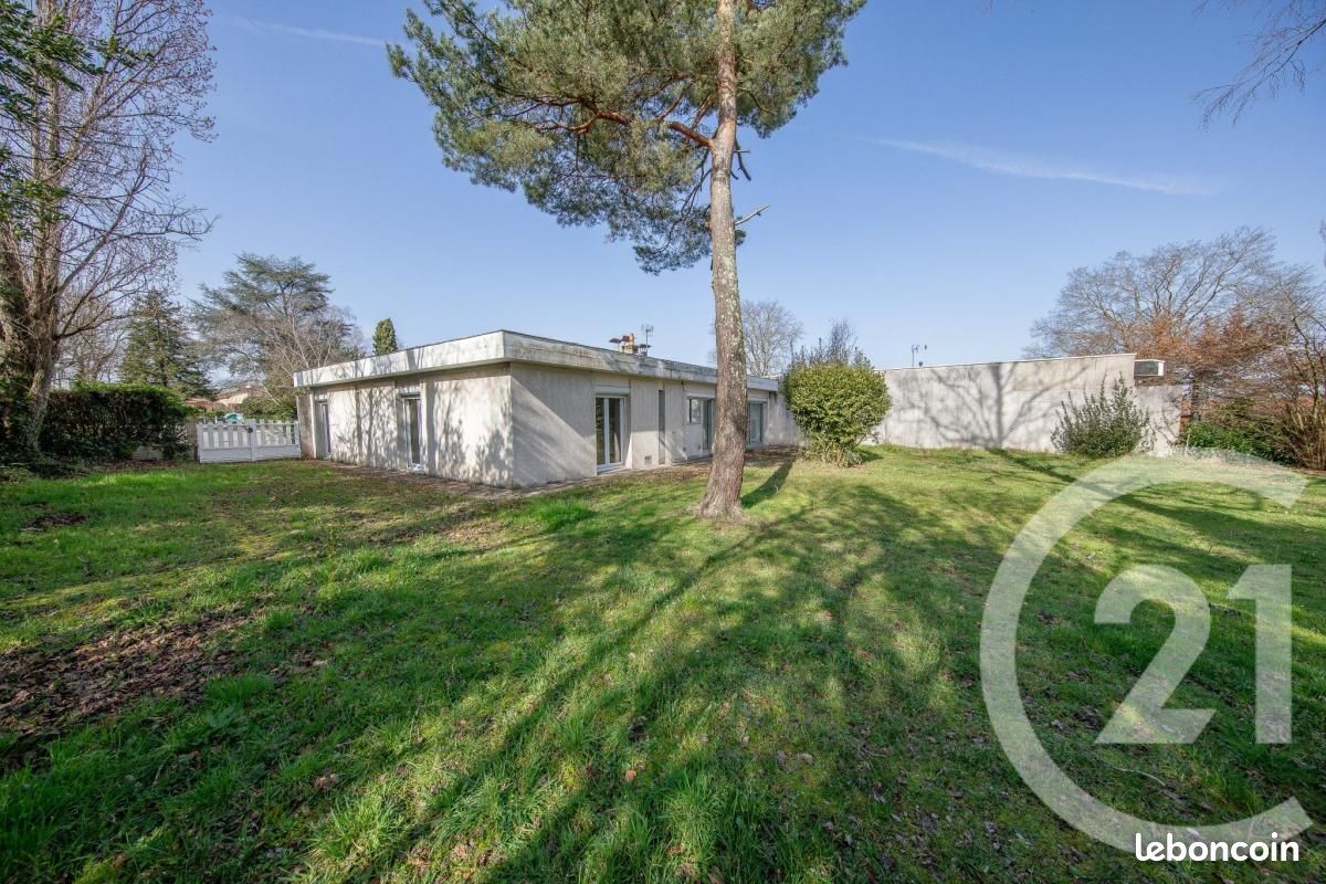 Maison 6 pièces 122 m² · à Saint-Médard-en-Jalles · 122 m² · 414 000 €