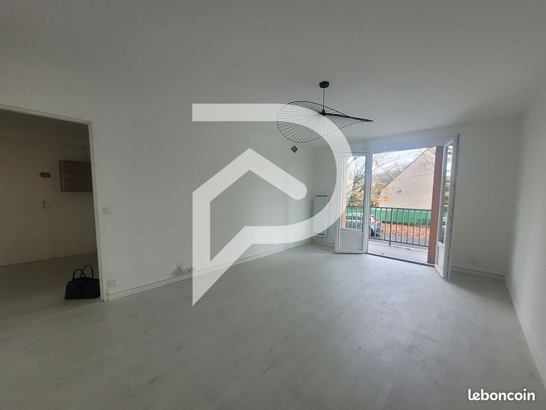 Appartement a louer persan - 4 pièce(s) - 74 m2 - Surfyn