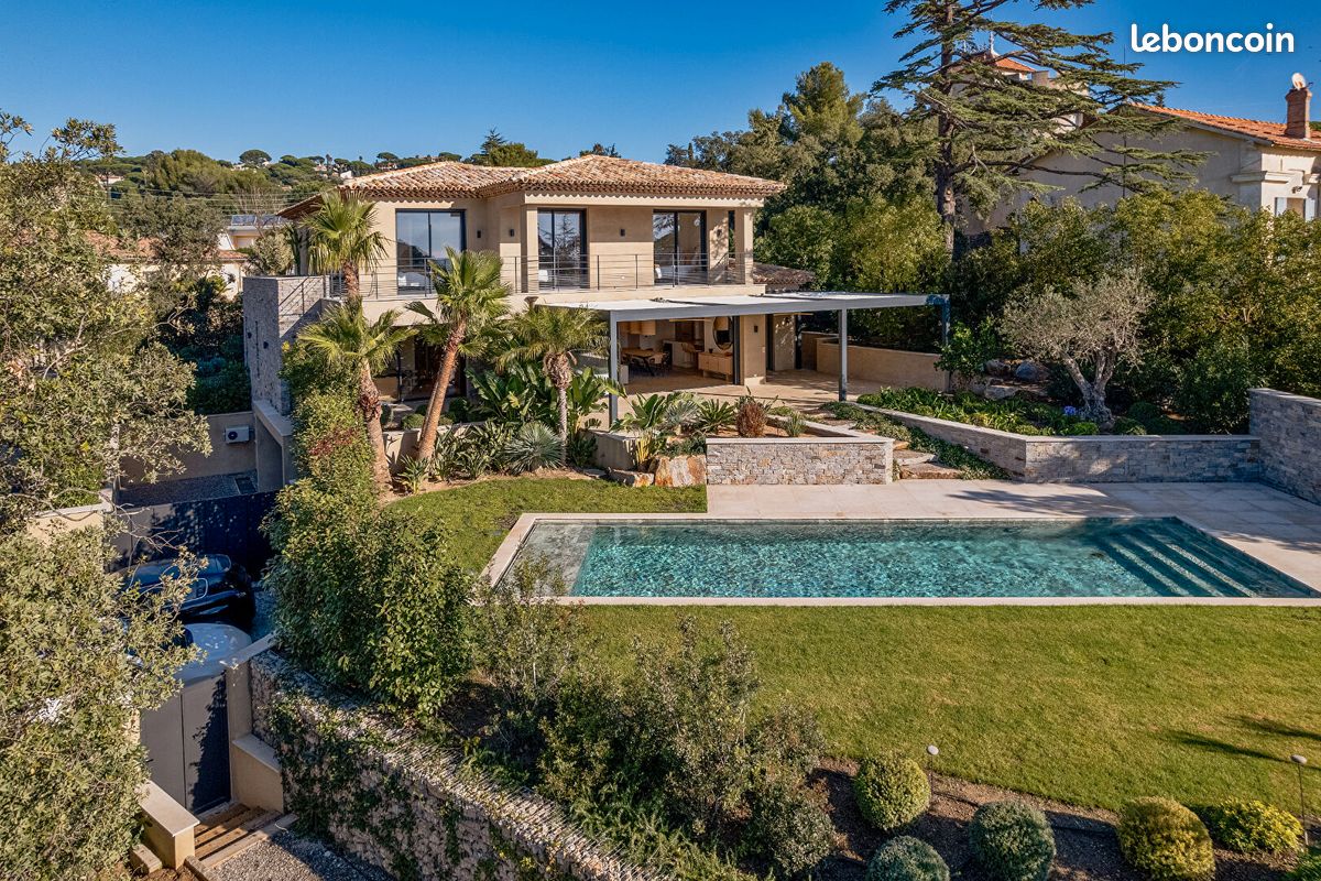 Maison 6 pièces 560 m² · à Sainte-Maxime · 560 m² · 6 150 000 €