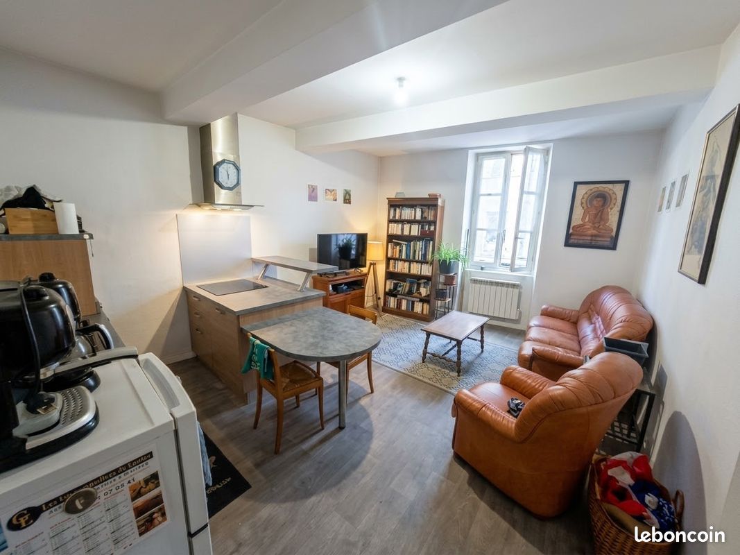 Appartement 3 pièces 49 m² · à Cazères · 49 m² · 490 €/mois