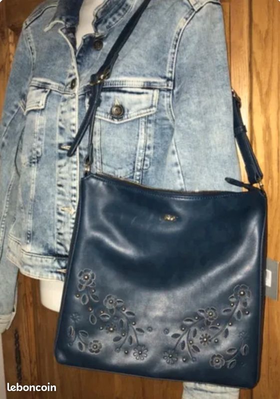 Sac à bandoulière BOO bleu neuf Accessoires Bagagerie