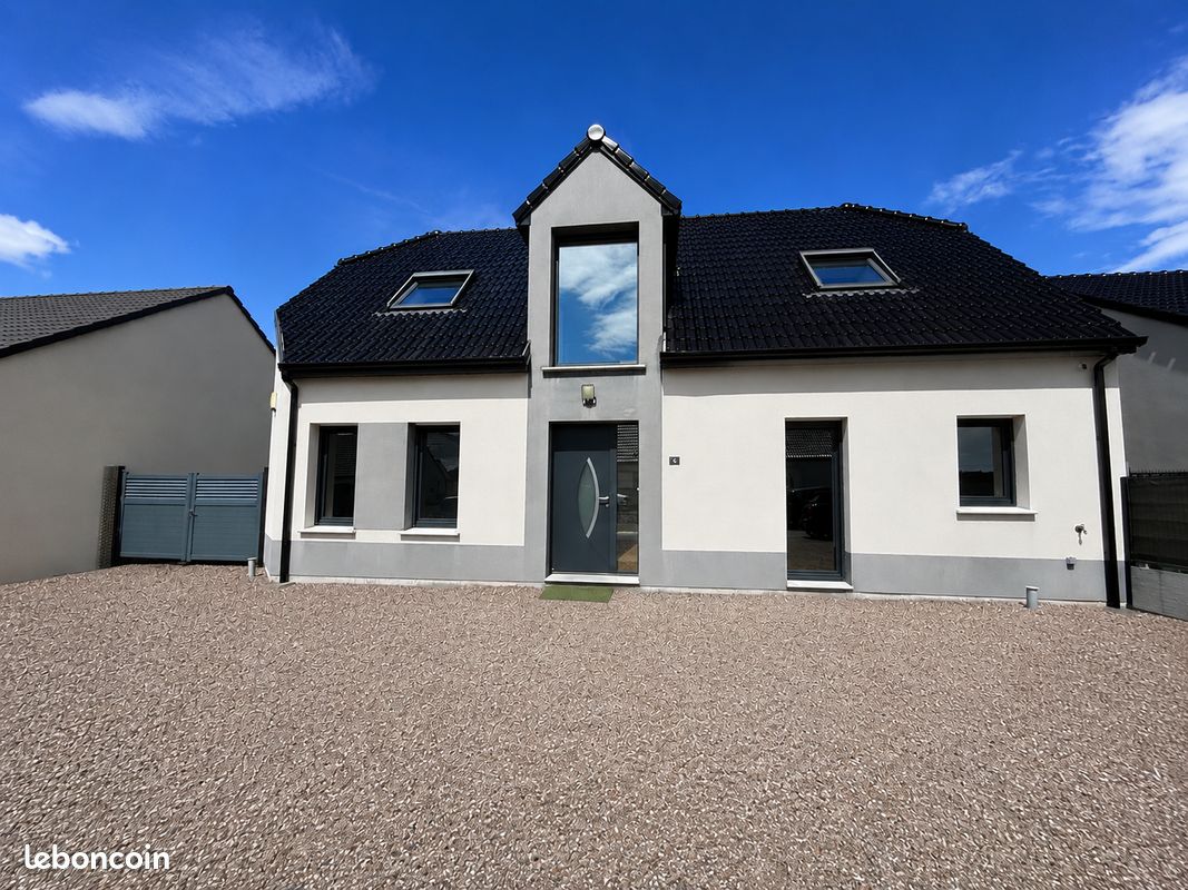 Maison 4 pièces 140 m² · à Sains-en-Gohelle · 140 m² · 322 400 €
