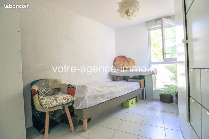 Appartement 4 pièces 97 m² — 14