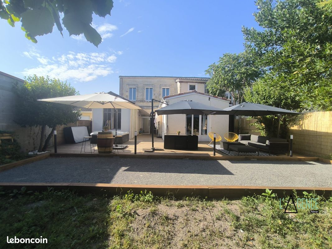 Maison 7 pièces 250 m² · à Margaux-Cantenac · 250 m² · 559 000 €