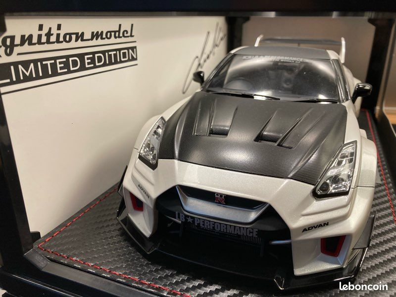 Nissan GTR Liberty Walk Silhouette - Ignition Model 1/18 Par Chisaki Kato (IG2358) - Occasion
